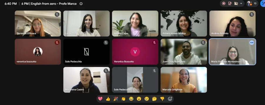 Momento del intensivo de inglés — Academia Comunica